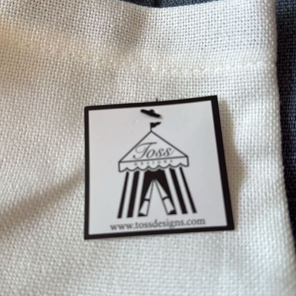 NWT Toss Designs Ballet Flats Drawstring Shoe Storage Bag. - Picture 3 of 4